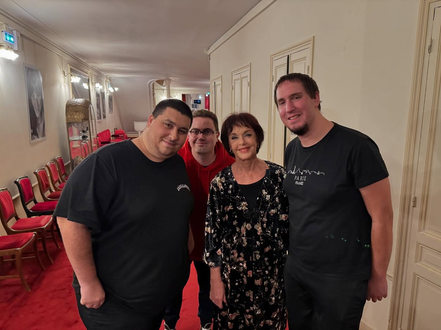 Mehdi Zoghbi avec Anny Duperey au Théâtre de Paris