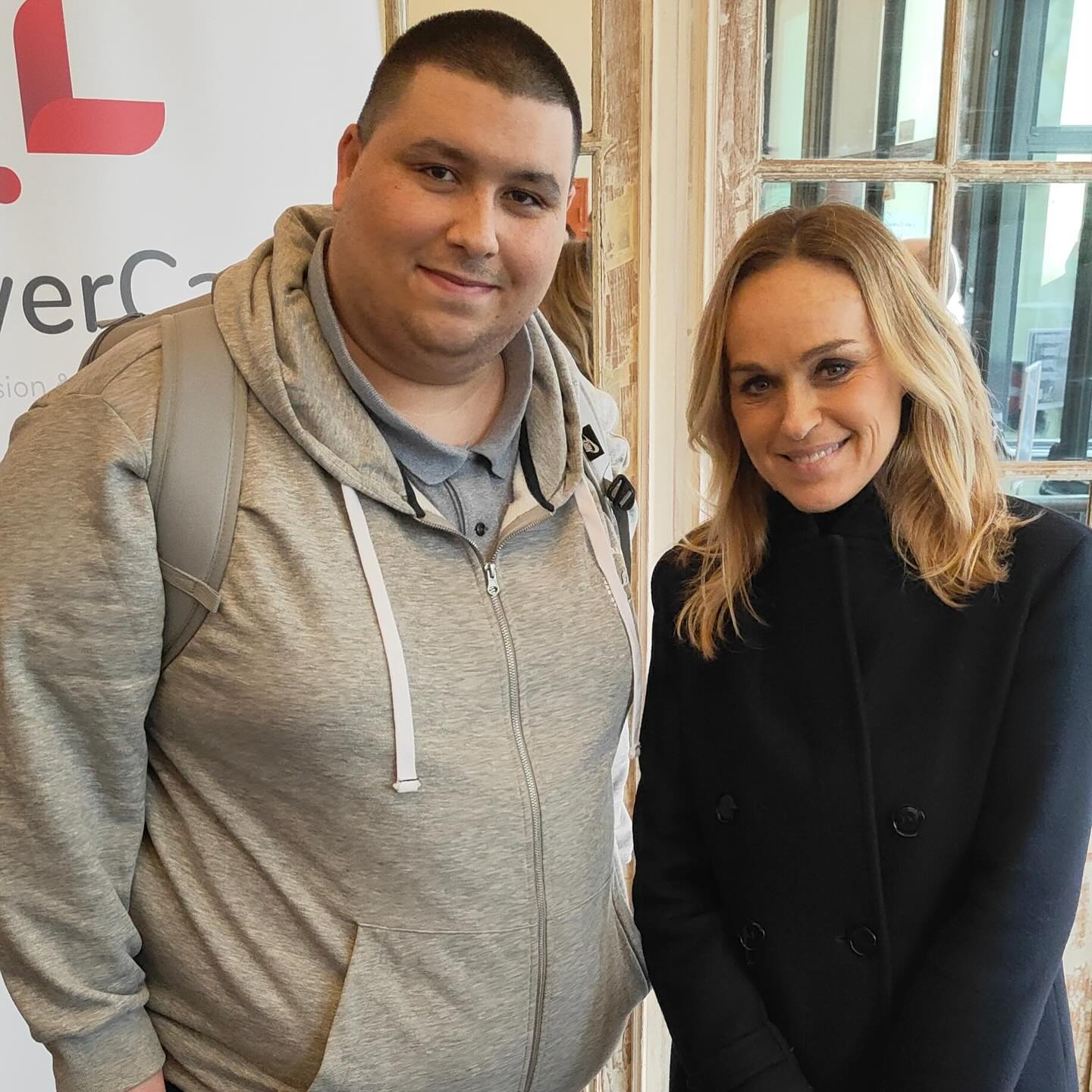 Mehdi Zoghbi avec Cécile de Ménibus